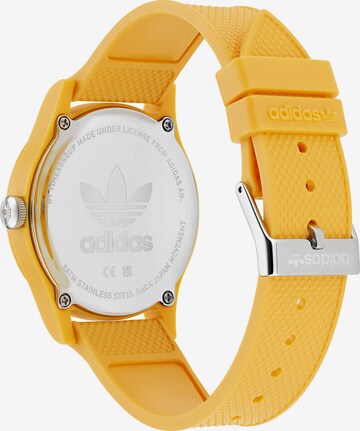 ADIDAS ORIGINALS Analoog horloge in Geel