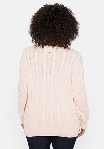 Pullover di SHEEGO in rosa