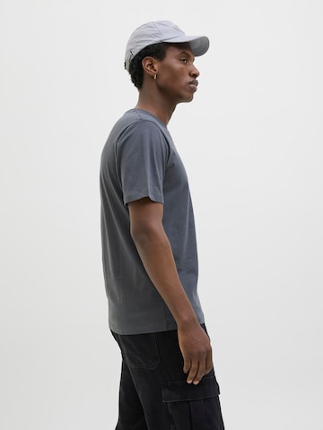 JACK & JONES Bluser & t-shirts i grå