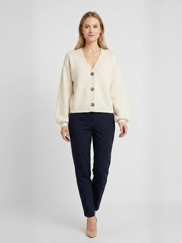 Cardigan ' Pen ' Opal Studio en blanc : devant
