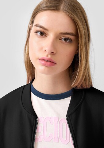 QS Zip-Up Hoodie in Black