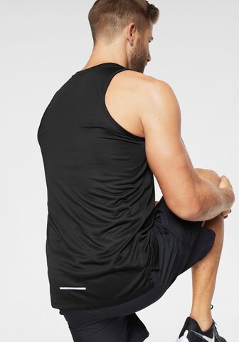 NIKE Regular fit Functioneel shirt 'Miler' in Zwart