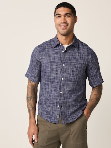 Coupe regular Chemise Next en bleu : devant