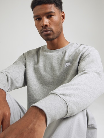 Nike Sportswear Sweatshirt 'Nike Club Fleece' in Grau