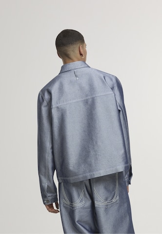 Veste mi-saison Karl Kani en argent