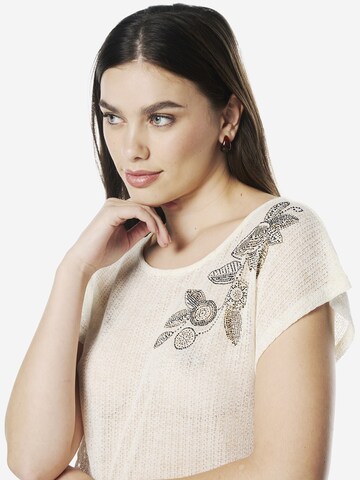 KOROSHI - Camiseta en blanco