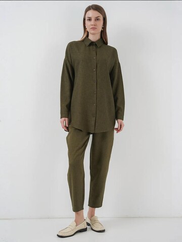 Bigdart Pantsuit in Green: front