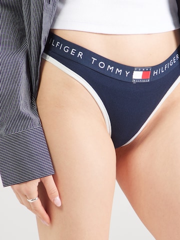 Tanga de la Tommy Hilfiger Underwear pe albastru: față