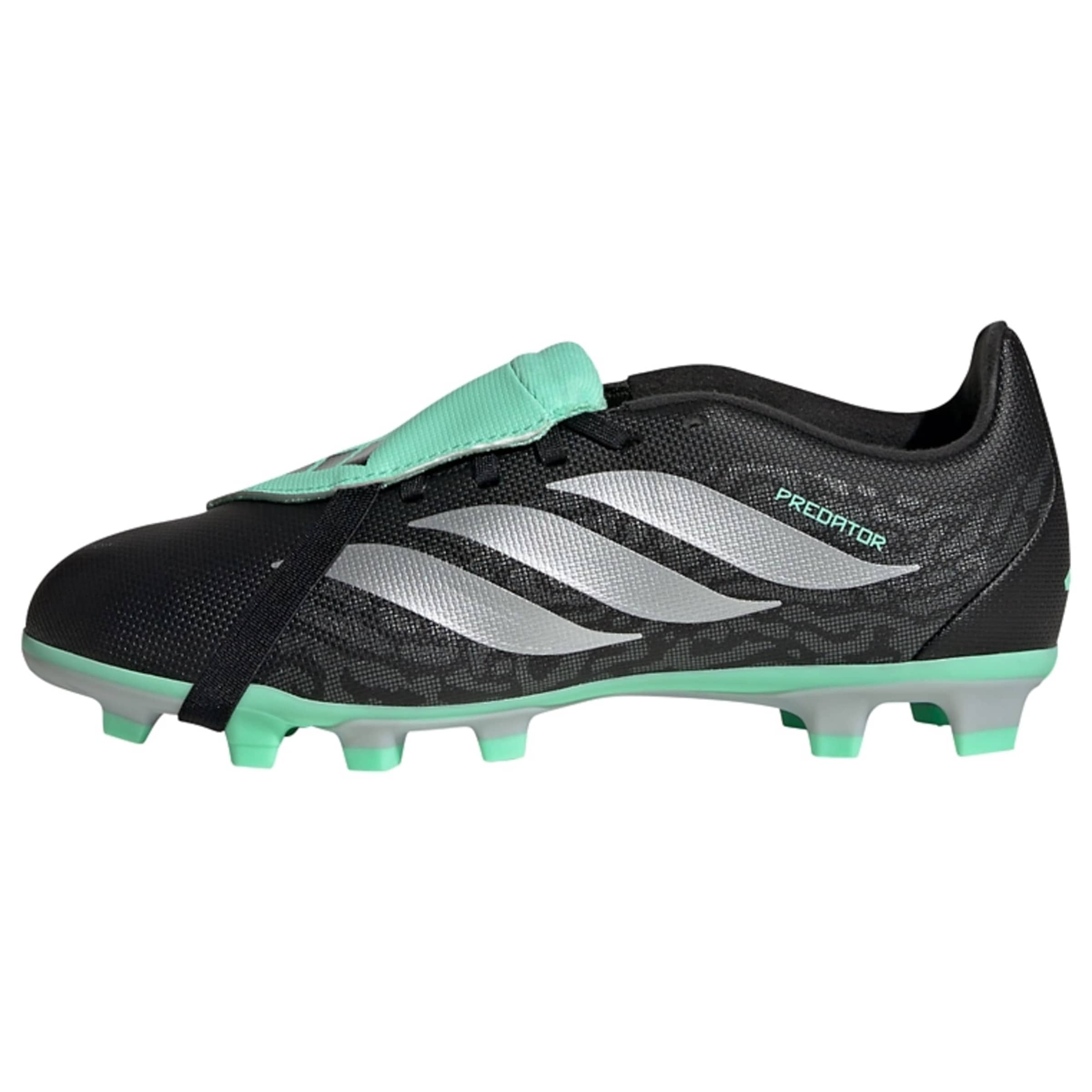 Chaussure de sport 'Predator Club' ADIDAS PERFORMANCE en noir : devant