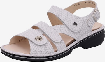 Finn Comfort Sandale 'Gomera' in Weiß: Vorderseite