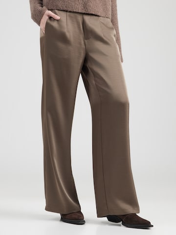 OBJECT - regular Pantalón plisado 'OBJCHILLI' en marrón: frente