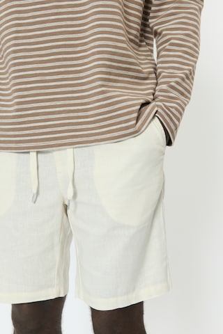 Matinique Regular Pants 'Barton' in White