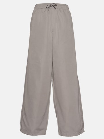 DEF Loose fit Pants in Grey: front