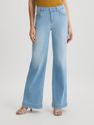 Liu Jo Flared Jeans in Blue: front