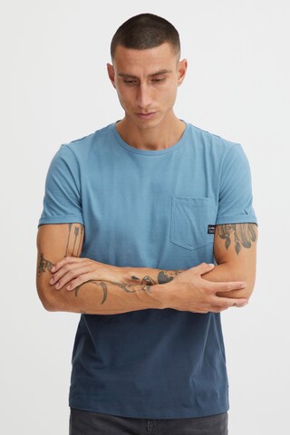 11 Project Shirt in Blauw: voorkant