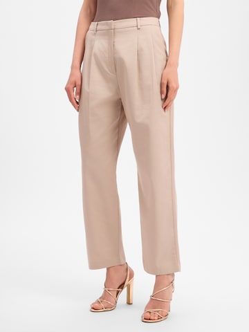 MORE & MORE Regular Bandplooibroek in Beige: voorkant