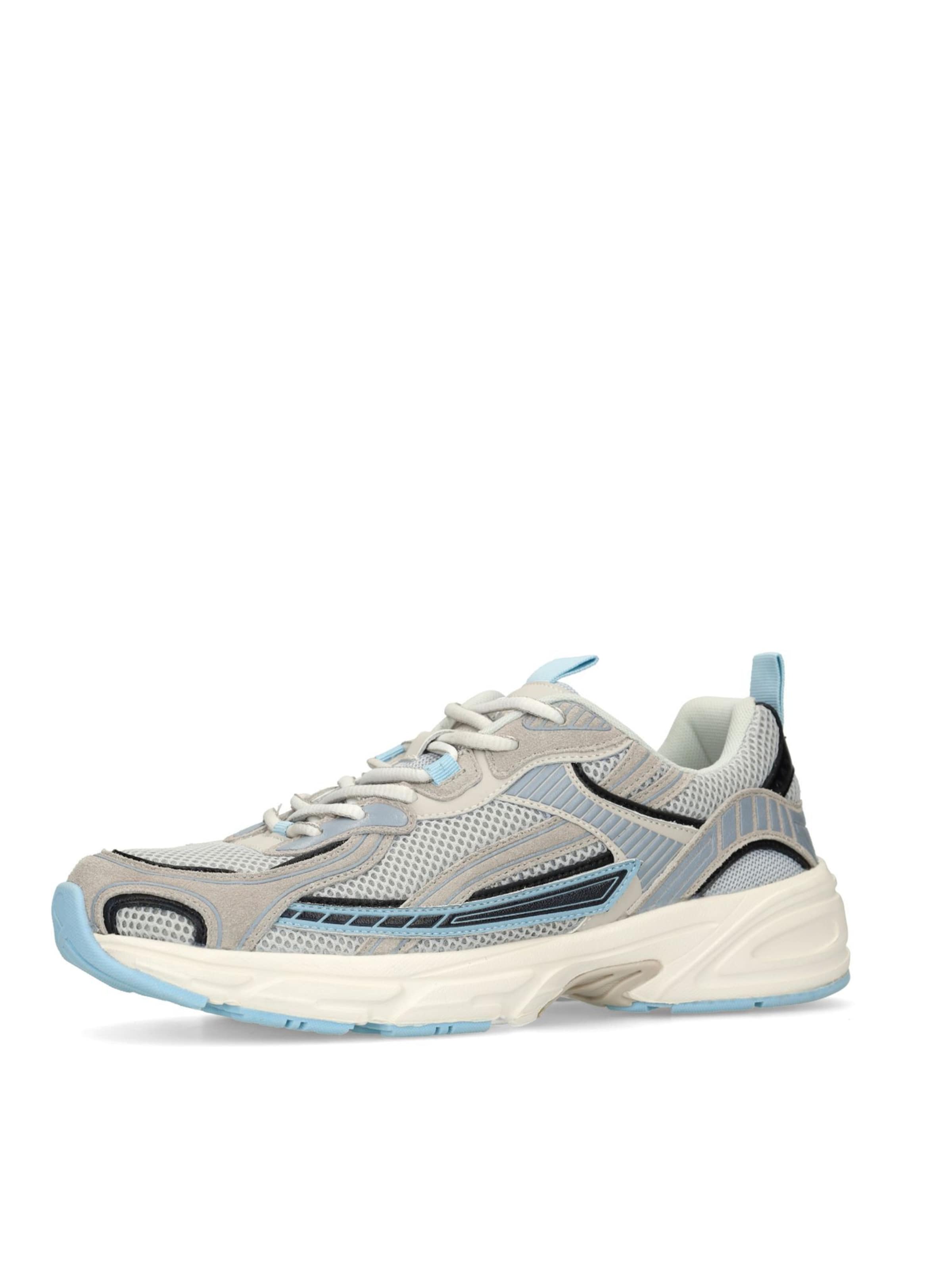 MANFIELD Sneakers in Grey: front