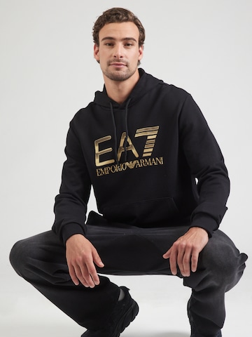 EA7 Emporio Armani Свитшот в Черный: спереди