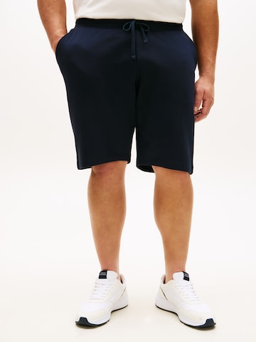 Tommy Hilfiger Big & Tall - Loosefit Pantalón 'ESSENTIAL' en azul: frente