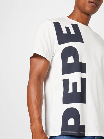 Pepe Jeans Μπλουζάκι 'SHEDRICK' σε λευκό