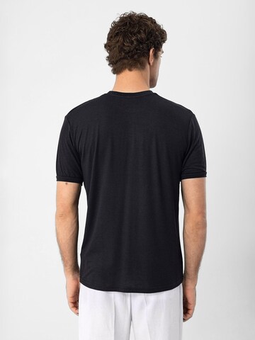 Antioch T-Shirt in Schwarz