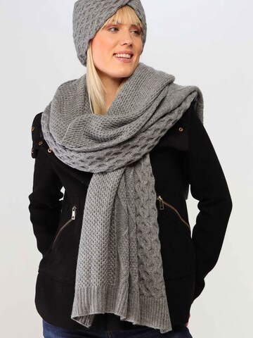 FRAAS Scarf in Grey