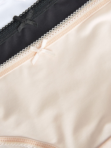 Next Slip in Roze