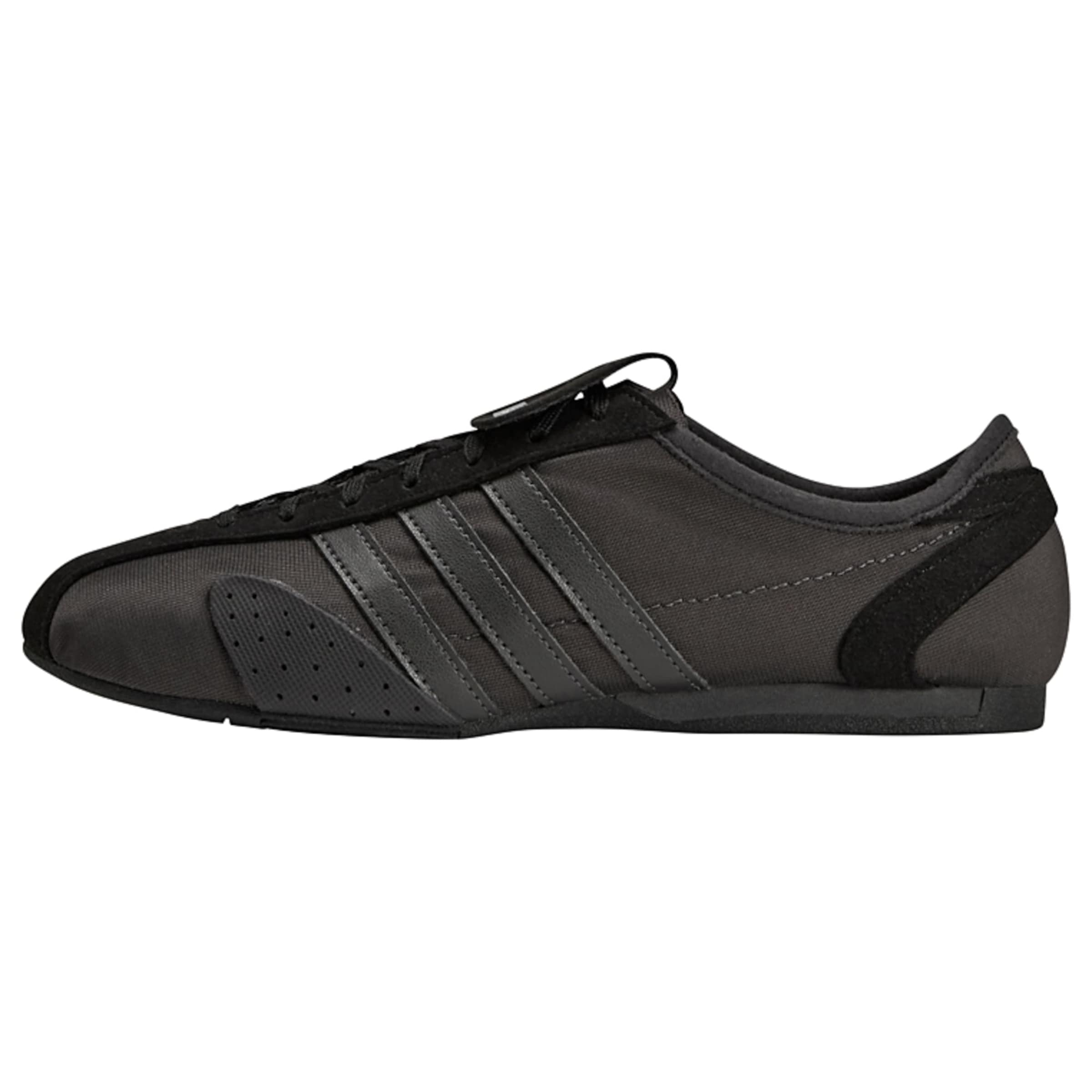 ADIDAS BY STELLA MCCARTNEY Athletic Shoes in Black, Item view