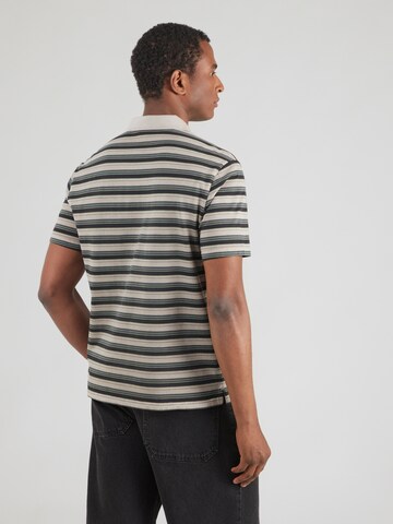 LEVI'S ® Μπλουζάκι 'AUTHENTIC' σε πράσινο