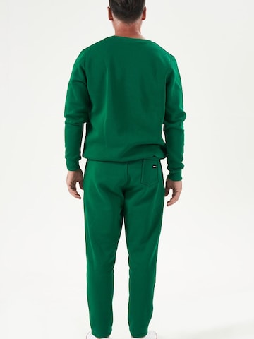 LOUIS LECLER Sweatshirt 'Carter' in Groen