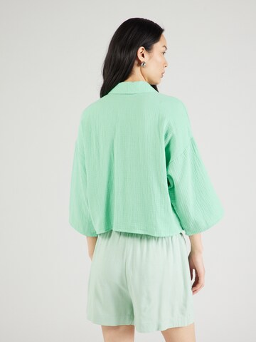 Camicia da donna 'NATALI' di VERO MODA in verde