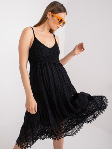 Madnezz House Kleid‌‌‌‌‌‌‌‌‌ in Schwarz