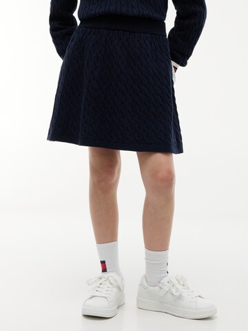 TOMMY HILFIGER Пола в синьо: отпред