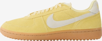 Sneaker low 'Field' de la Nike Sportswear pe galben: față