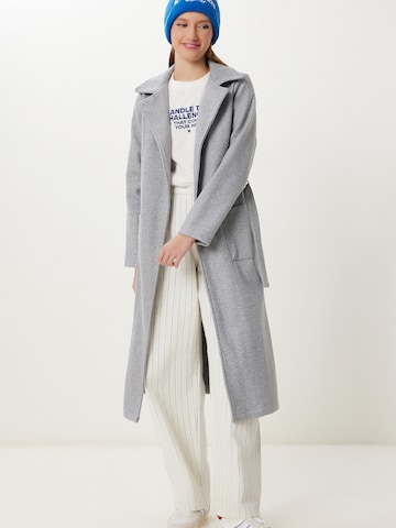 Cappotto di mezza stagione di Happiness İstanbul in grigio: frontale