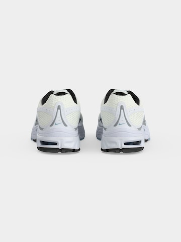 balta Nike Sportswear Sportbačiai be auliuko 'AIR MAX MOTO 2K'