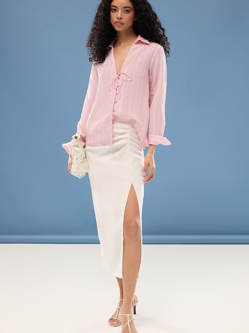Trendyol - Blusa en rosa
