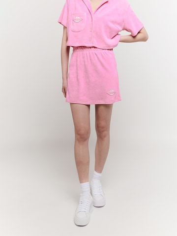 UNFOLLOWED x ABOUT YOU Skirt 'BREEZY' in Pink: front