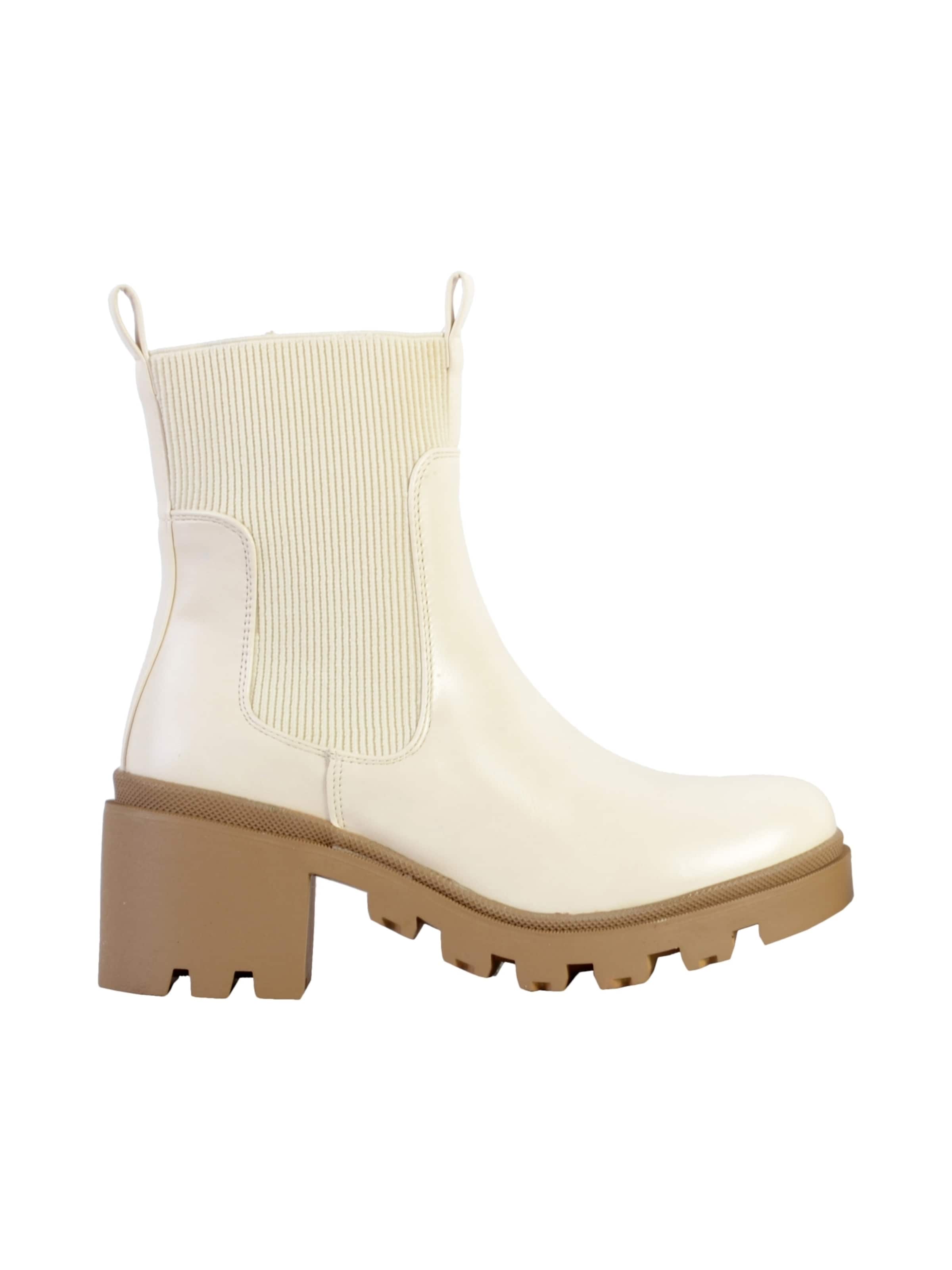 Ankle boots di The Divine Factory in beige