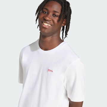 T-Shirt fonctionnel ADIDAS SPORTSWEAR en blanc