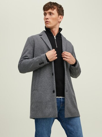 JACK & JONES Between-Seasons Coat 'Toby' in Grey: front