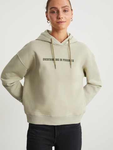 Grimelange Суичър в зелено: отпред