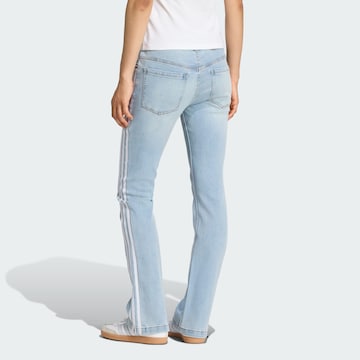 Coupe slim Jean 'Adilenium Season 4 Teamgeist' ADIDAS ORIGINALS en bleu