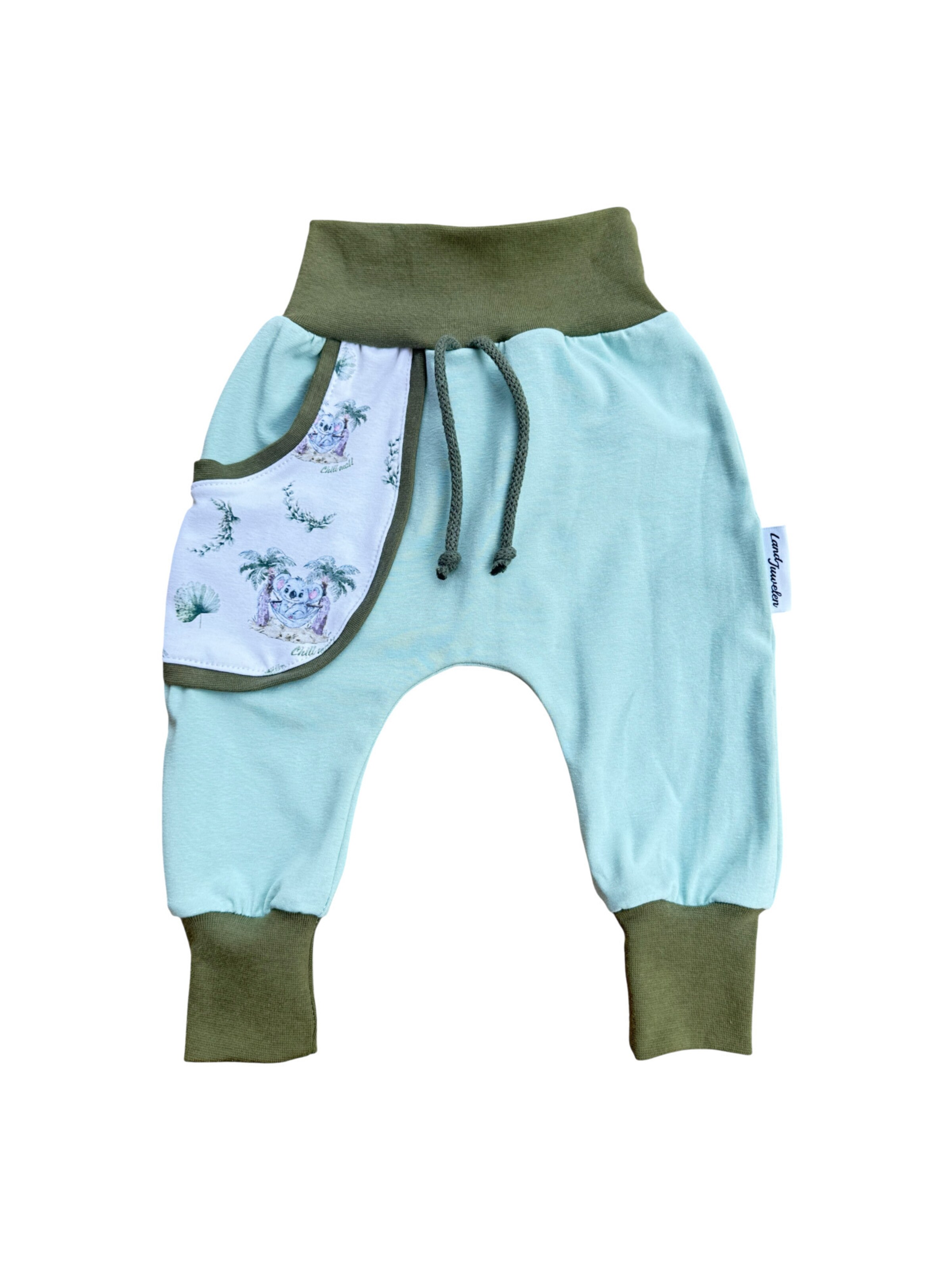 Regular Pantalon ' Handmade Koala ' Land-Juwelen en vert : devant