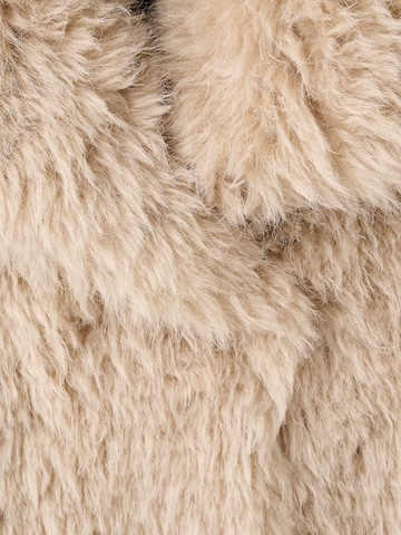 MANGO Zimní kabát 'Yeti' – béžová