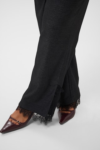 KAFFE CURVE Wide leg Broek 'Abby' in Grijs