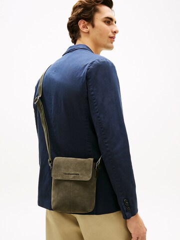 Sac à bandoulière TOMMY HILFIGER en gris