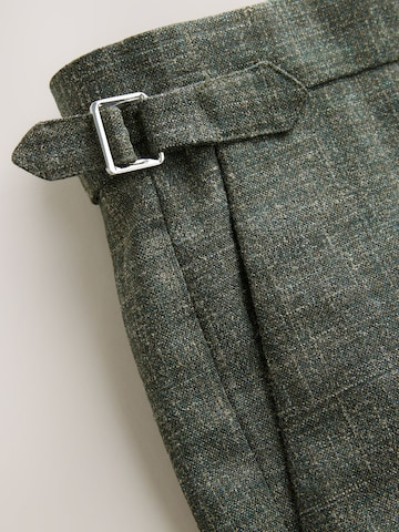 Coupe slim Pantalon à plis Next en vert