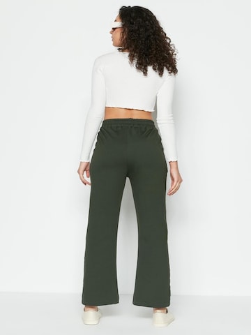 C&City Flared Pants in Green