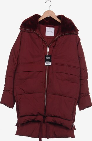 Embassy of Bricks and Logs Jacket & Coat in XS in Red: front
